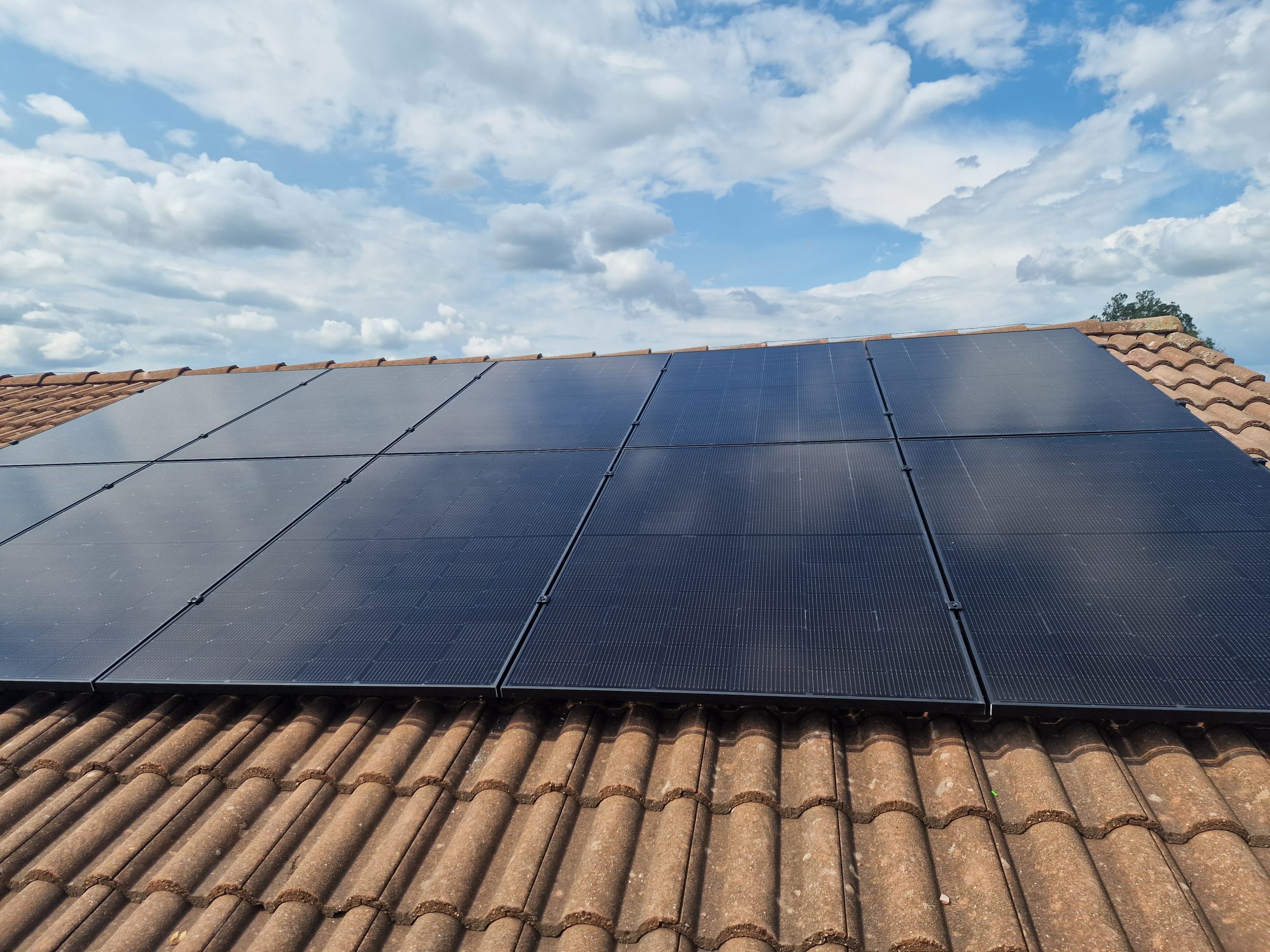 Installation de panneaux photovoltaïques 4.25 KWc à Crottet