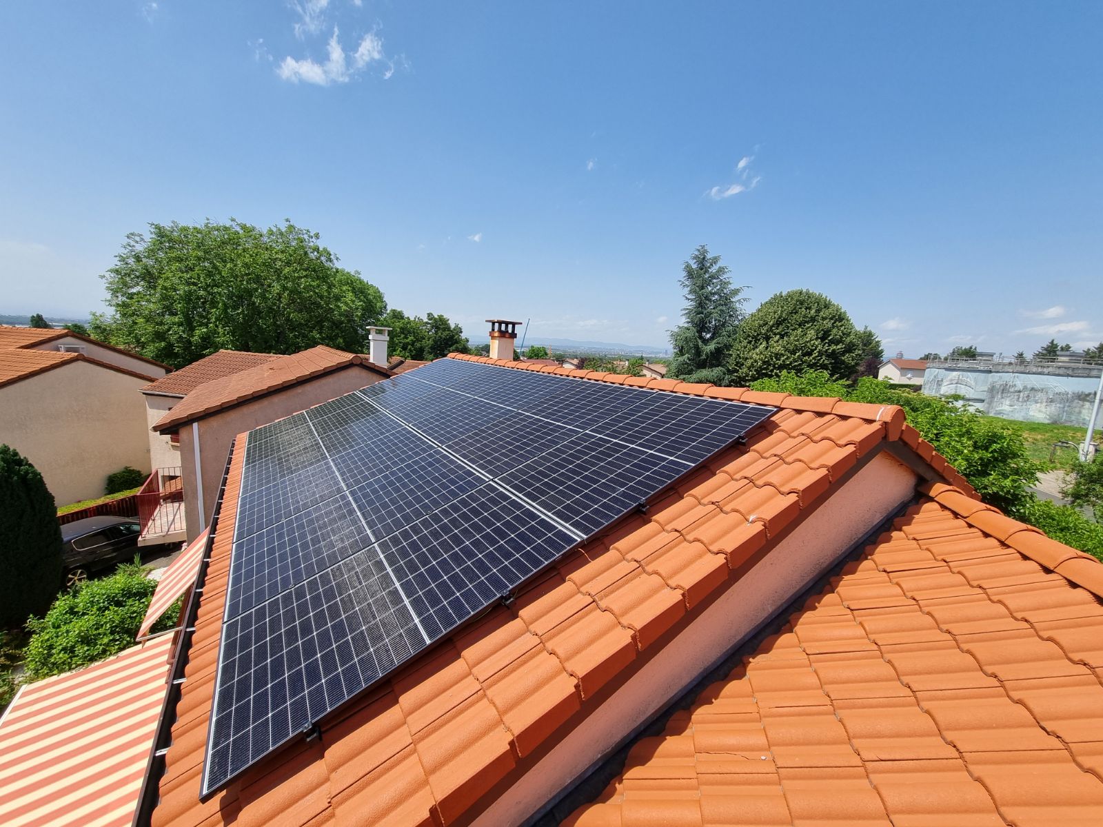 Installation de panneaux photovoltaïques 5.1 KWc à Genas