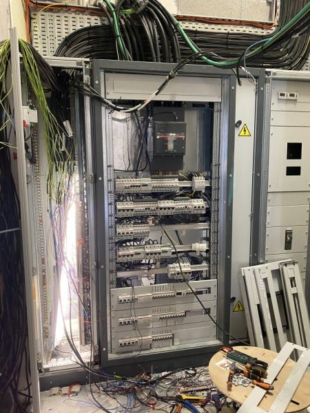 installation_electricite_generale_mini_parc_attraction_mini_world_toulon_2_r1