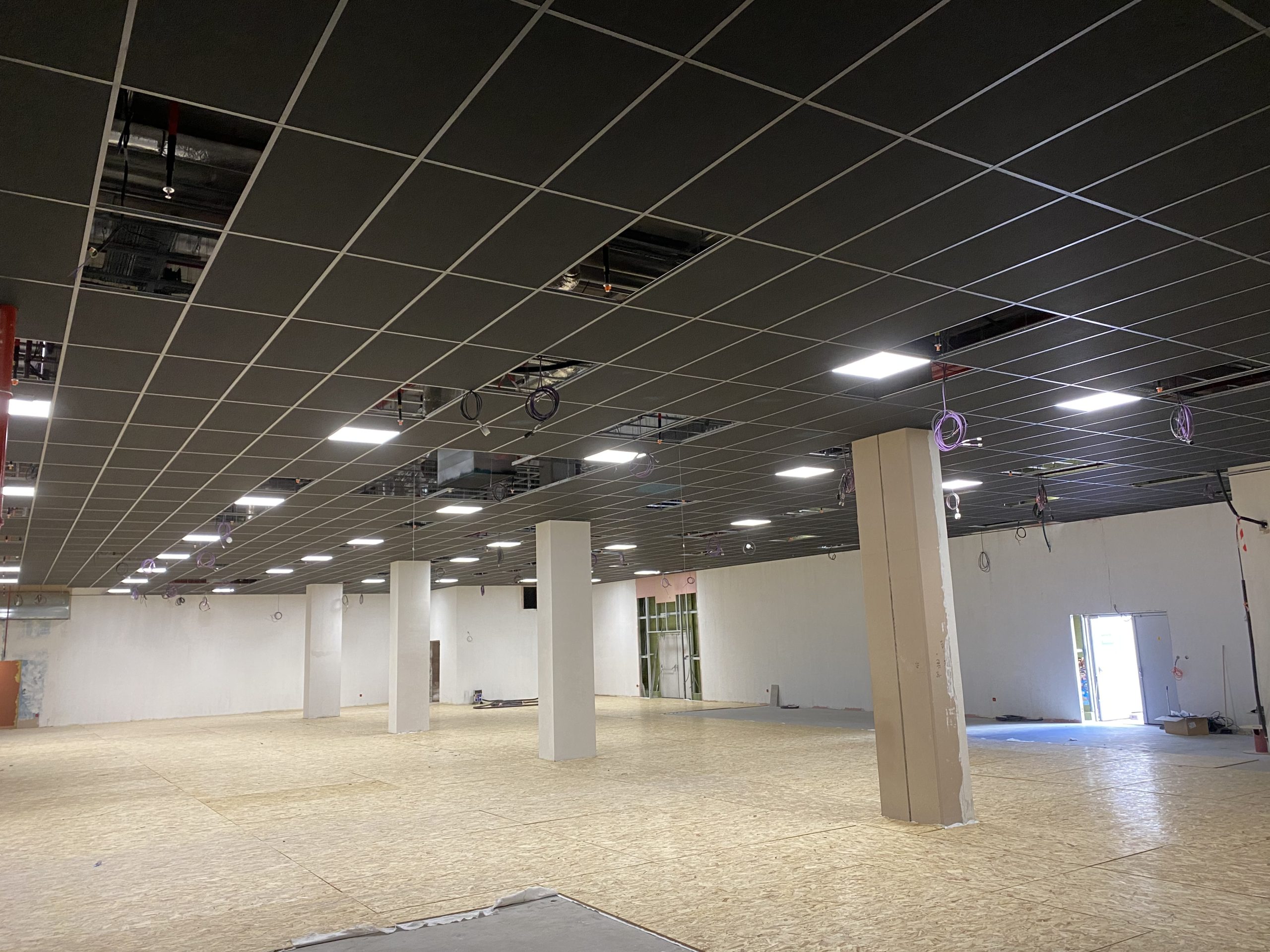 INSTALLATION ELECTRICITE GENERALE MINI WORLD TOULON